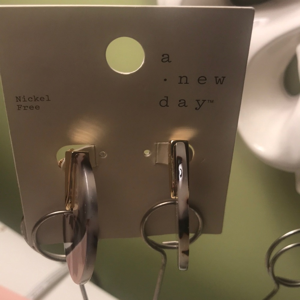 Earrings so cute